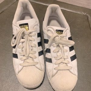 ADIDAS Superstar